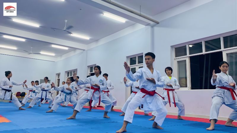 Câu lạc bộ võ thuật tại Nhà Thi Đấu Quận 12
