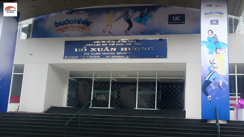 Nhà Thi Đấu Hồ Xuân Hương