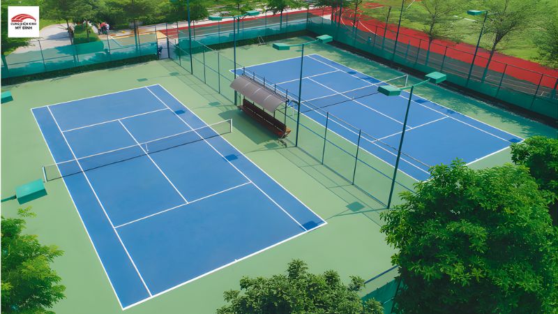 Sân vận động Sala có hệ thống sân chơi tennis chuyên nghiệp