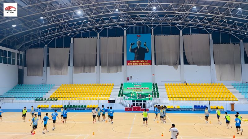 Sảnh thi đấu đa năng Nhà Thi Đấu Quận 12